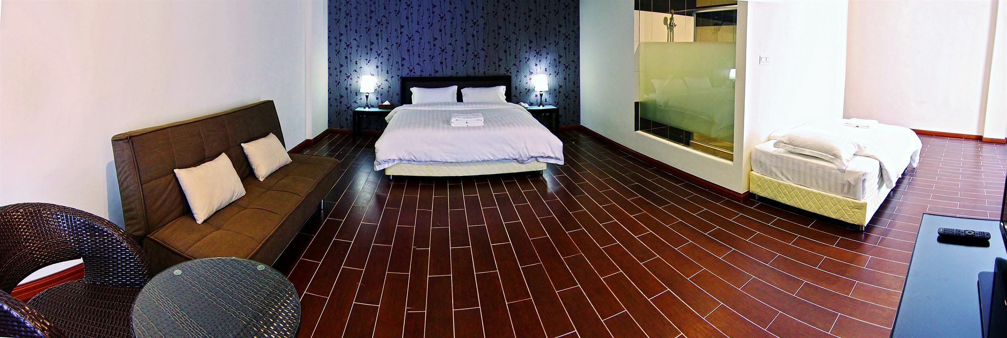 Putatan Platinum Hotel Kota Kinabalu Bagian luar foto